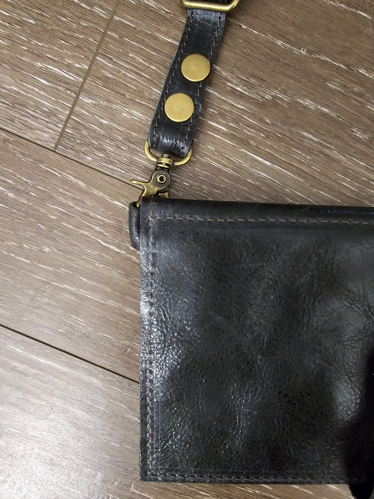 Larger Black Beauty Essentials Purse Cell Pouch