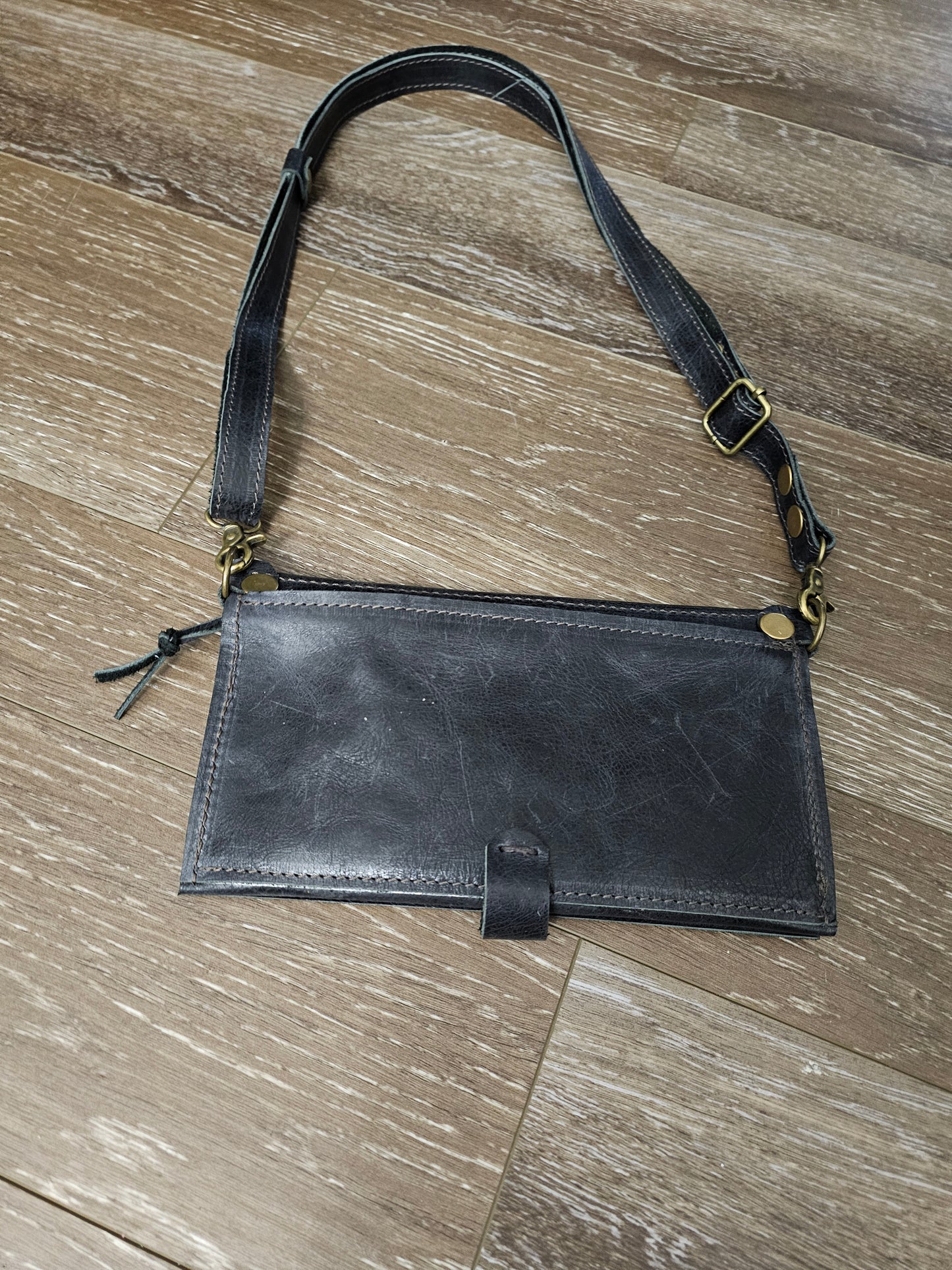 Larger Black Beauty Essentials Purse Cell Pouch