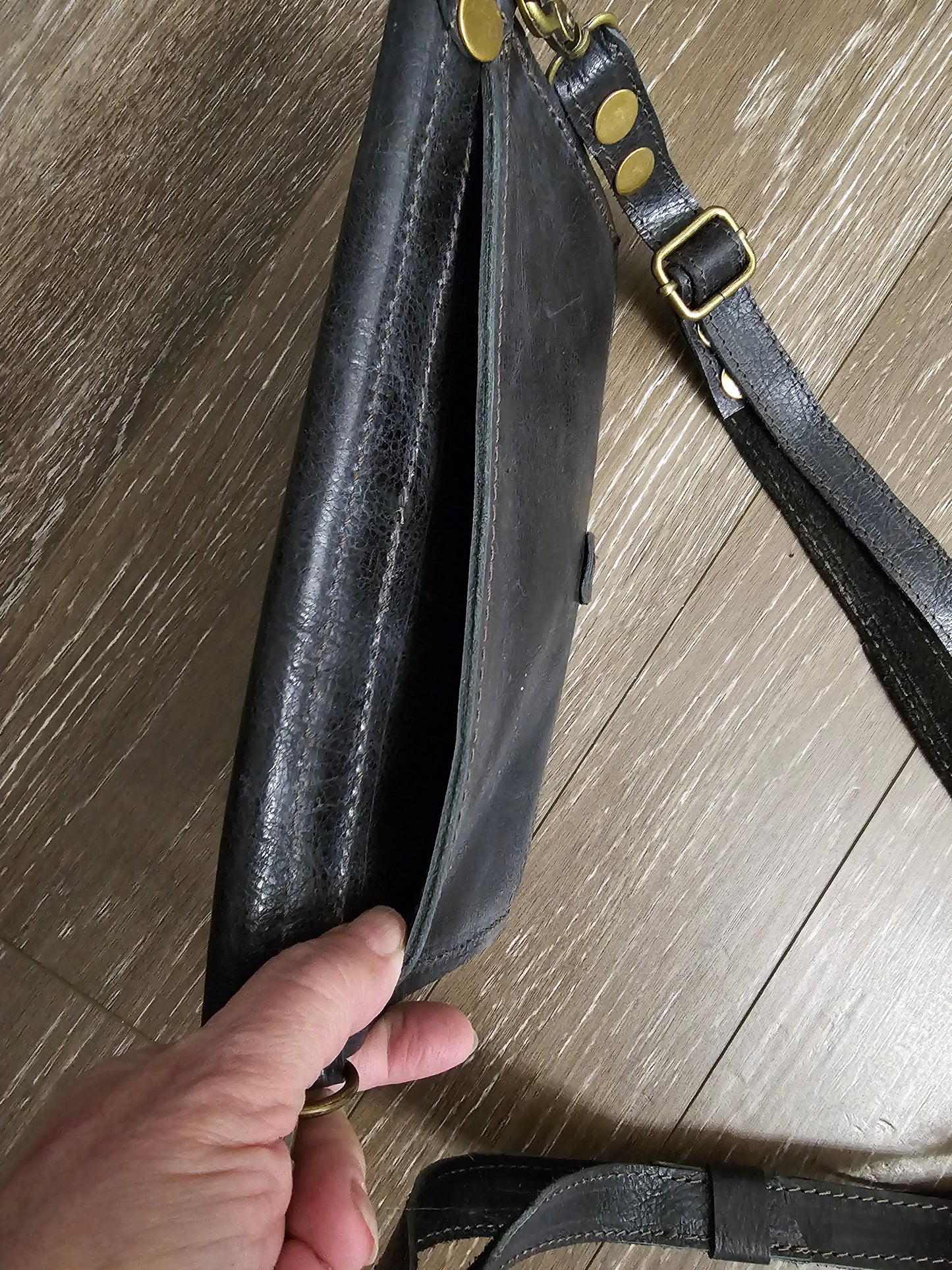 Larger Black Beauty Essentials Purse Cell Pouch