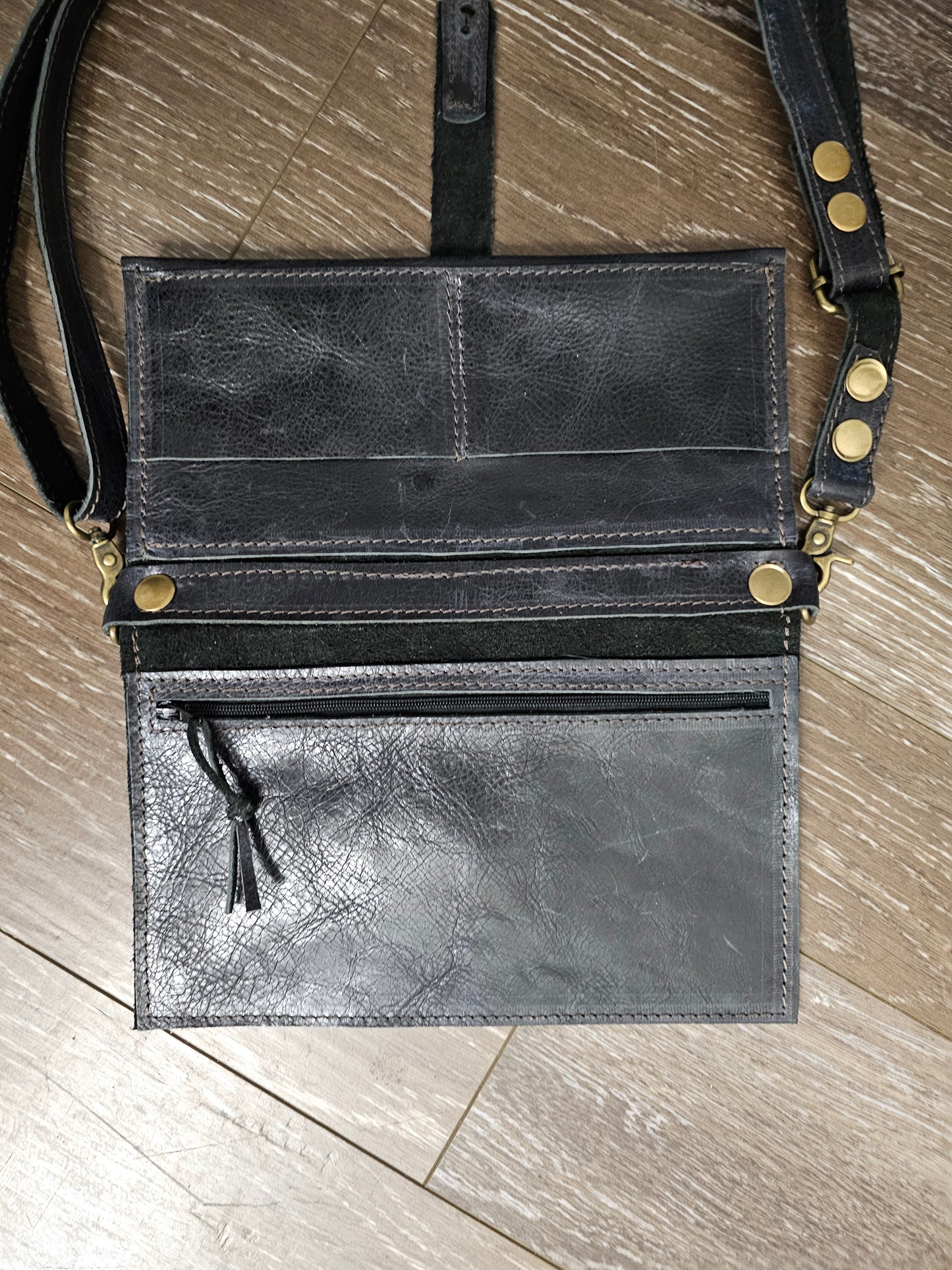 Larger Black Beauty Essentials Purse Cell Pouch