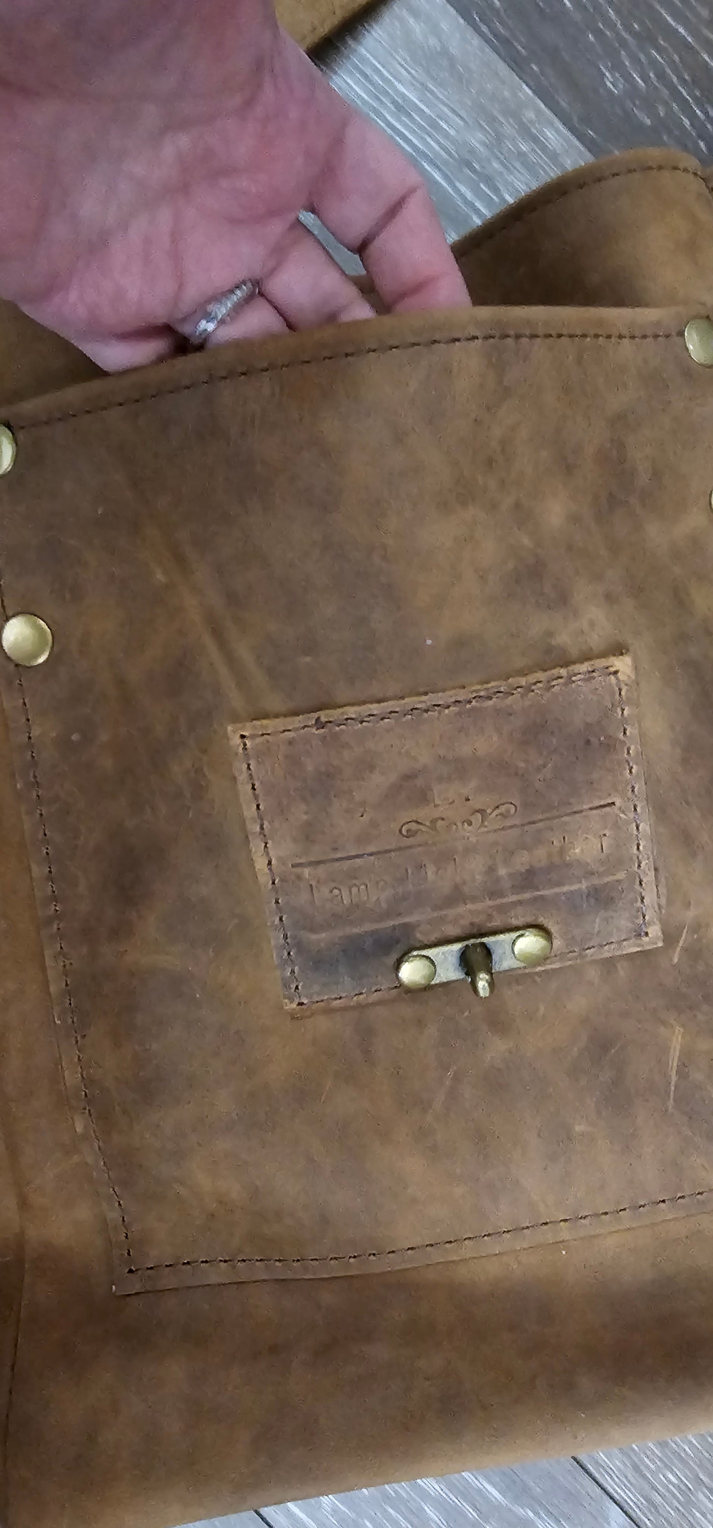 Sampson overnight leather bag