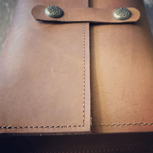 Bracken Bible Bag With Decorative Snap Closure