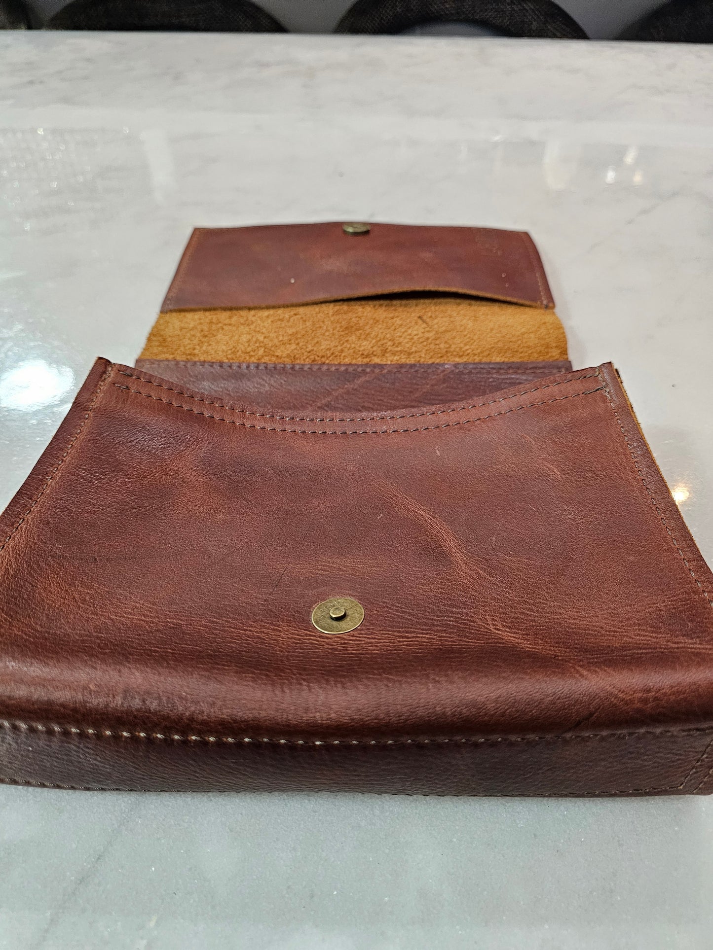1802 thick but soft leather bible bag