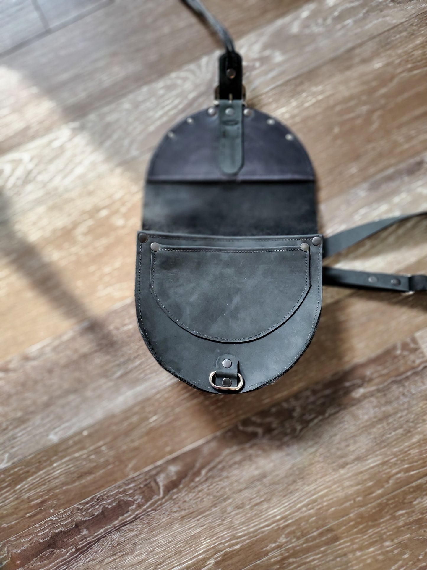 Becky Round Bag