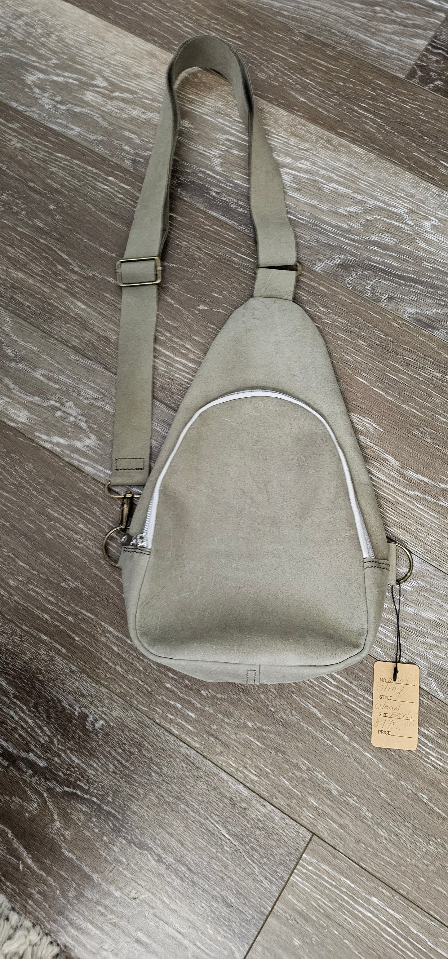 Moss green sling sac