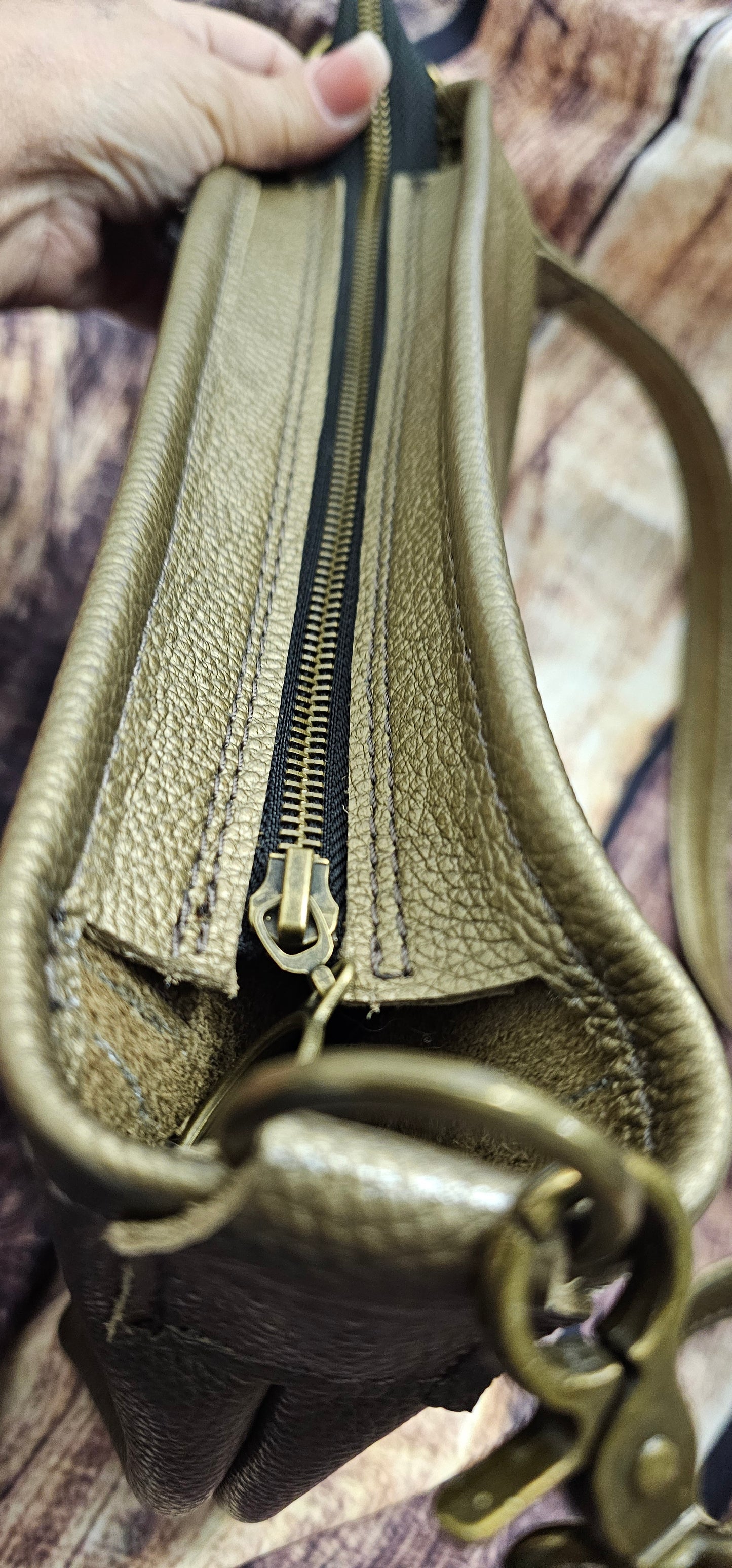 Sinder Pyrite Purse Crossbody