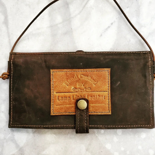 Essentials wallet in Brown