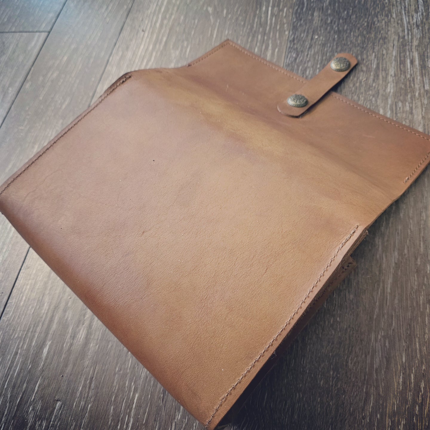 Bracken Bible Bag With Decorative Snap Closure