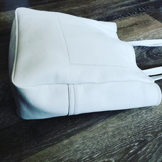 Feather White Tote19