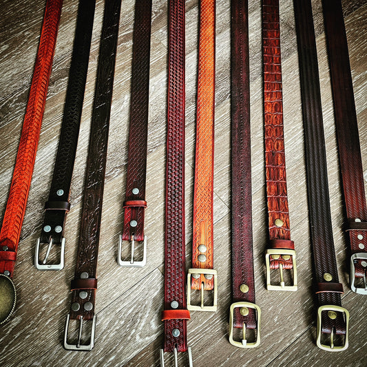BELT LUXURY.    Removeable Western Buckle.      EMBOSSED BULL HORN